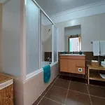 Apartamento Santa Luzia Apartment *